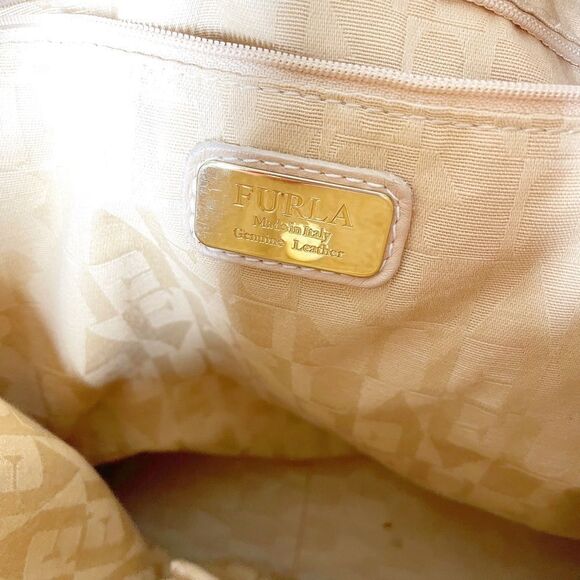 FURLA Genuine Leather Hobo Shoulder Bag Made in Italy in Light Tan - Picture 6 of 8